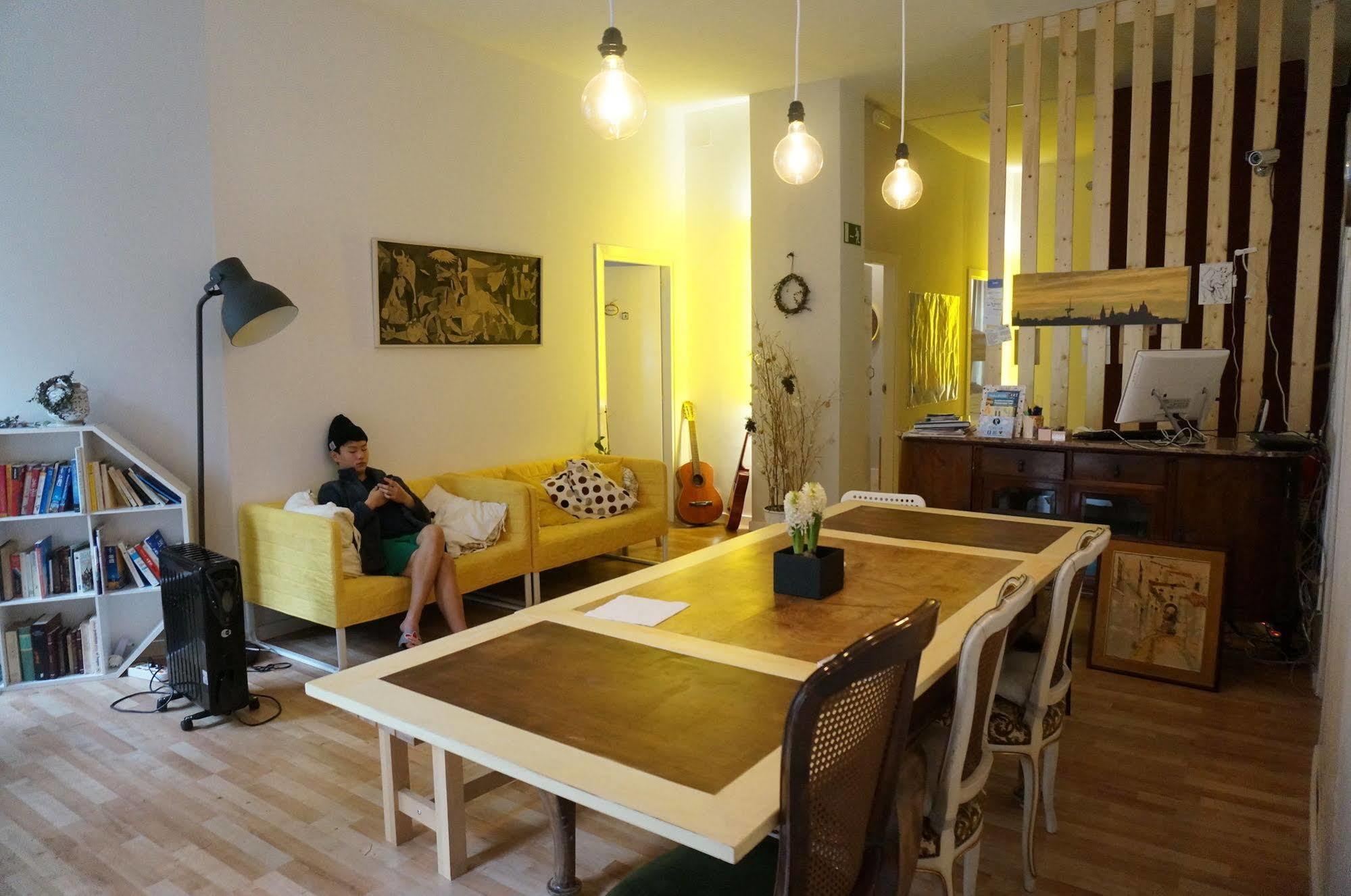 Camino B&B Барселона Екстер'єр фото
